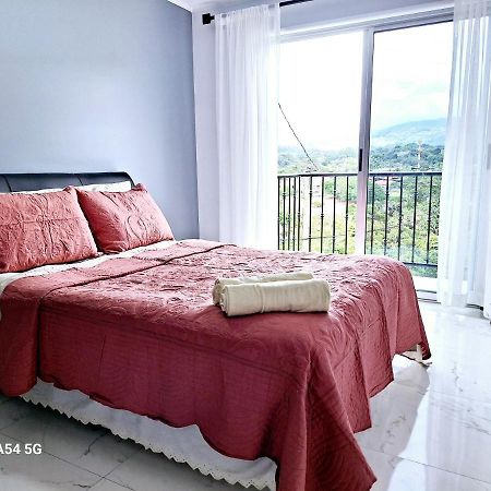 Victoria House Pansiyon San Isidro De El General Dış mekan fotoğraf