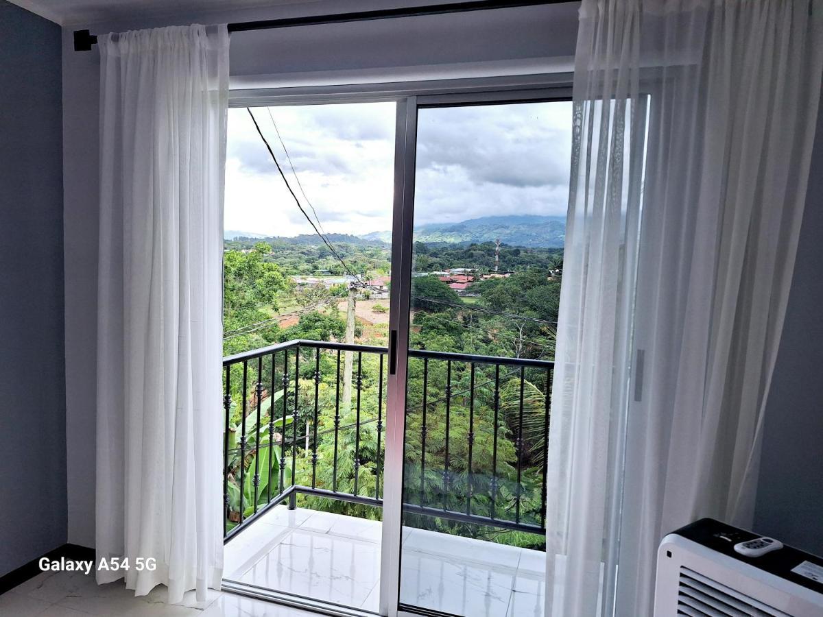 Victoria House Pansiyon San Isidro De El General Dış mekan fotoğraf