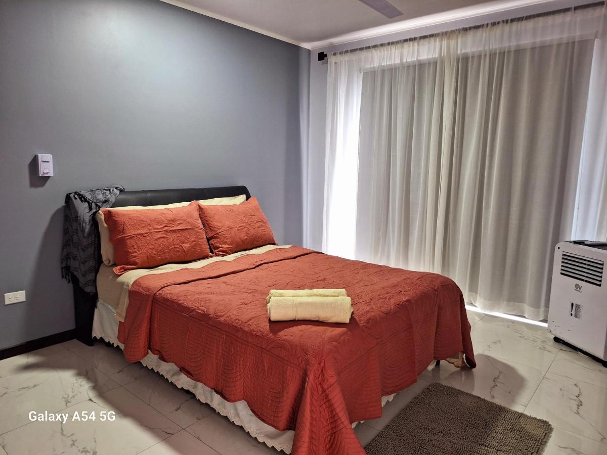 Victoria House Pansiyon San Isidro De El General Dış mekan fotoğraf
