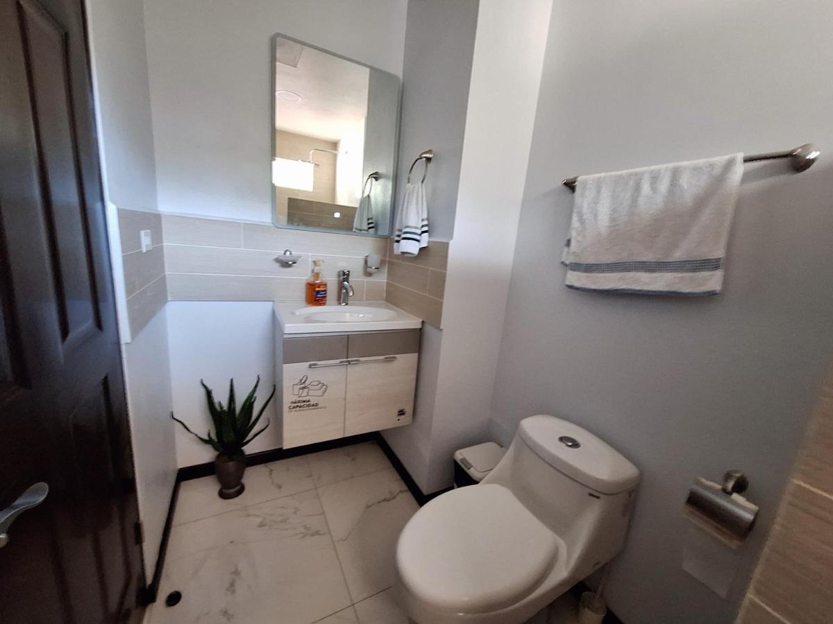 Victoria House Pansiyon San Isidro De El General Dış mekan fotoğraf